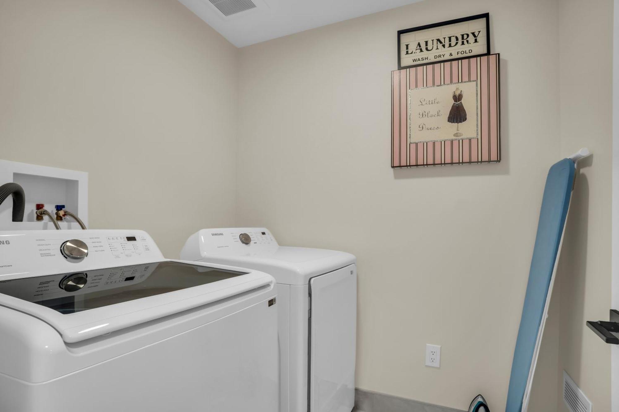 Luxury Niagara 3 Bdr Townhouse /Garageアパートメント エクステリア 写真